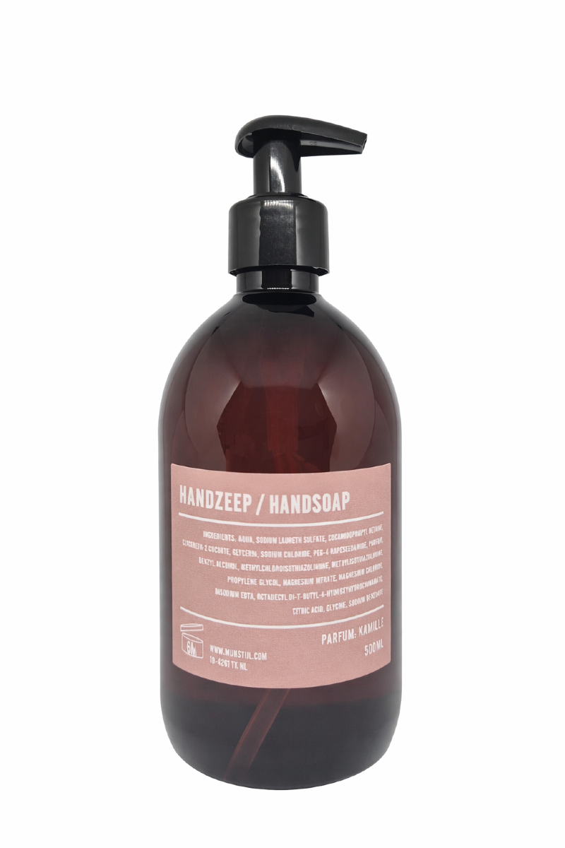 Handzeep 500 ml bruine fles bruin, roze etiket parfum Kamille