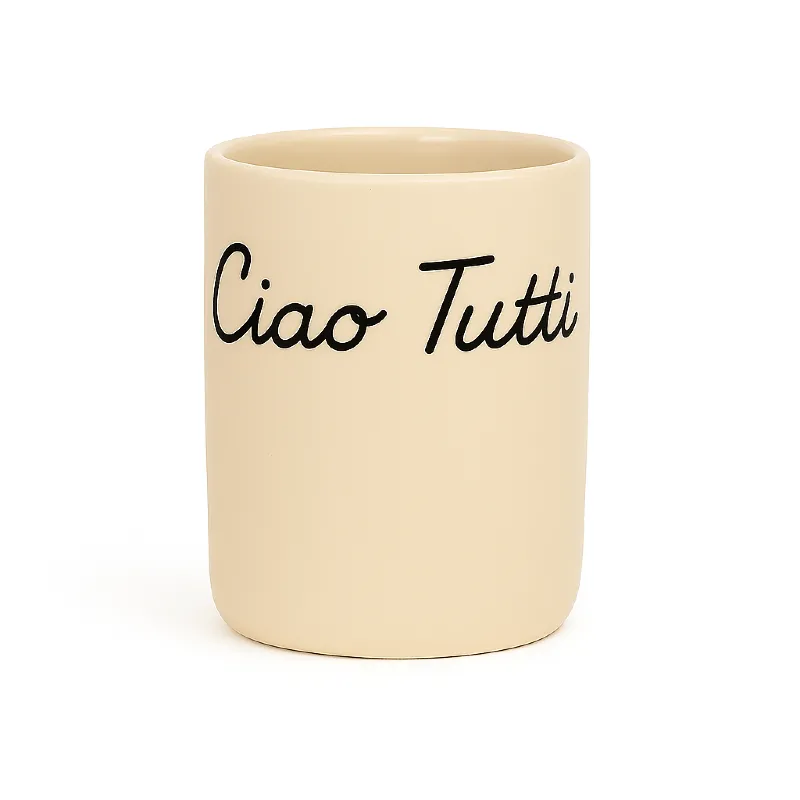 Beker Ciao Tutti, made in Italy creme met zwarte letters